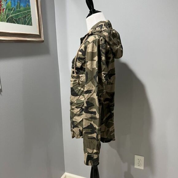 Wet Seal 100% Cotton Hooded Camouflage Button Up Long Sleeve Shirt Size Large - Picture 4 of 7